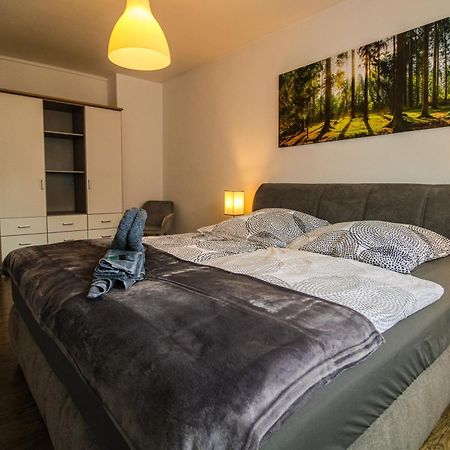 Moderne Fewo Sky Netflix Terrasse Burgblick Boxspringbett Waschtrockner Bullay Zewnętrze zdjęcie