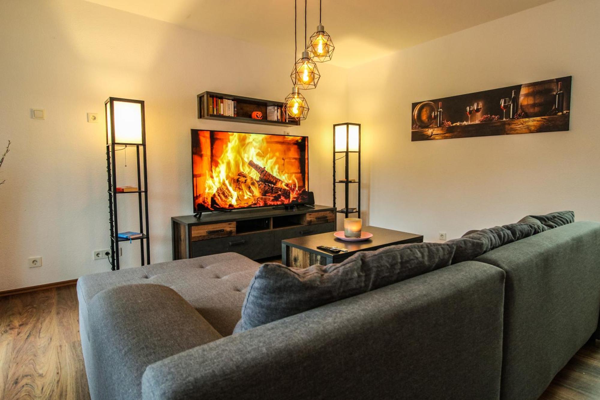 Moderne Fewo Sky Netflix Terrasse Burgblick Boxspringbett Waschtrockner Bullay Zewnętrze zdjęcie
